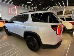 GMC Acadia